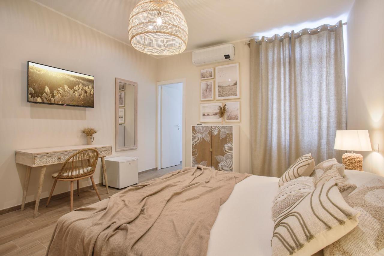 Versilia Mia - Beach At 8Min By Walk! New Rooms! Air Condition! เวียเรจโจ ภายนอก รูปภาพ