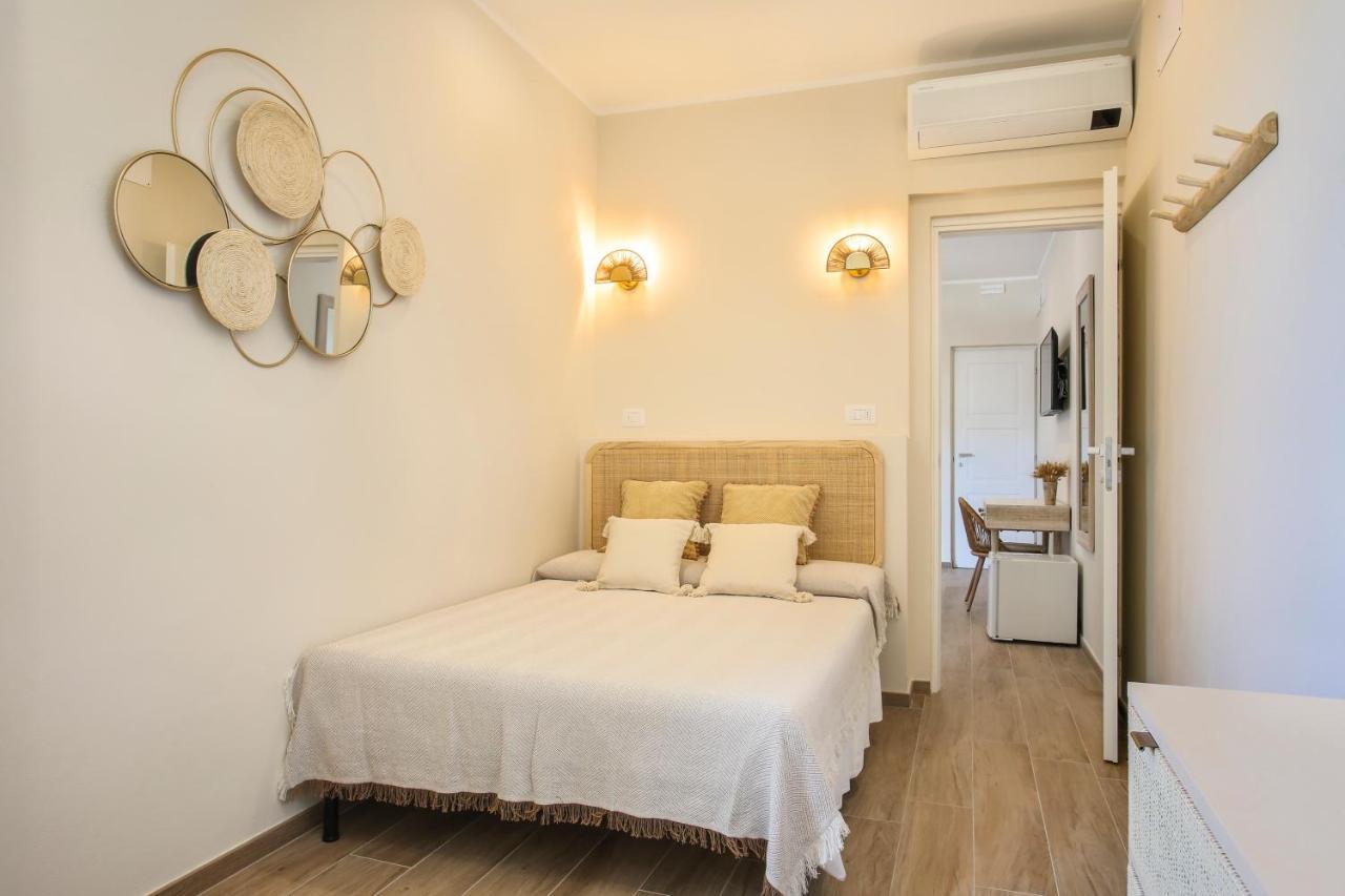 Versilia Mia - Beach At 8Min By Walk! New Rooms! Air Condition! เวียเรจโจ ภายนอก รูปภาพ